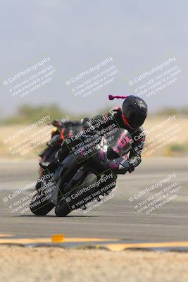 media/Sep-30-2023-SoCal Trackdays (Sat) [[636657bffb]]/Turn 15 (1120am)/